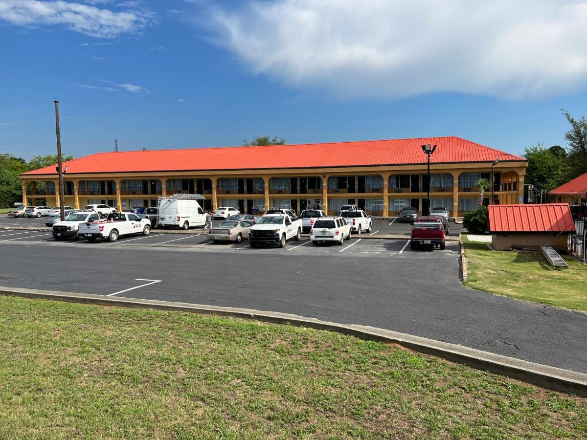 Country Hearth Inn & Suites Cartersville Exterior foto